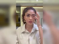 Mrunal Thakur shares relatable makeup blunder with fans.webp