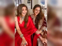 Shilpa Shetty wishes Tabu with sweet birthday tribute.webp