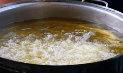 Mother-in-law pours boiling oil on man’s face in vicious attack.webp