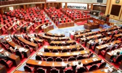 MPs told to suit up or forget Parliament seat.webp