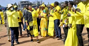 Museveni tells Kumi voters peace means pipes.webp