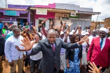 Kagwe tells leaders not to politicise tea prices in Kenya.webp