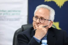 Cachalia proposes a new crime agency to protect whistleblowers.webp