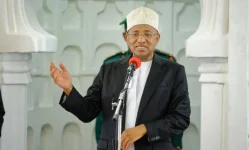 Mwinyi urges continued prayers for peace and unity in Zanzibar.webp