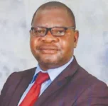 Zimbabwe sets record with 640,000 tonnes of wheat harvested.webp