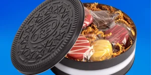 Oreo serves up a Thanksgiving cookie tin.webp