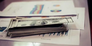 US household debt hits record $18.59 trillion.webp