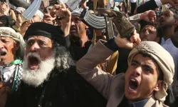 Houthis warn of renewed attacks on Israel if truce fails.webp