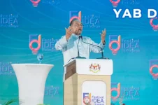 Anwar Ibrahim highlights RM15B saved from corruption and smuggling leaks.webp