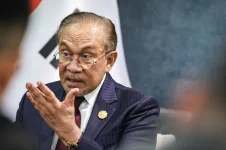 Anwar Ibrahim announces Malaysia-South Korea collaboration on rare earth production.webp