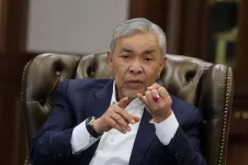 Zahid says Cabinet reshuffle is solely the PM's decision.webp