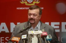 Finance Ministry denies Petronas takes 95% of Sabah, Sarawak petroleum revenue.webp