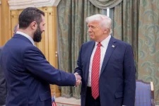Trump meets Syrian official, praises president as US lifts sanctions.webp