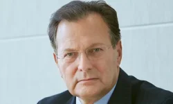 Lord Peter Goldsmith KC to rejoin Fountain Court Chambers in 2026.webp