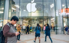 Apple challenges EU's DMA, citing lack of price cuts despite commission savings.webp