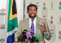 Buti Manamela appoints Dr Mugwena Maluleke as acting NSFAS chair.webp
