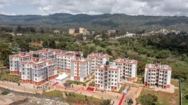 Ruto hands keys at Machakos Boma Yangu estate.webp