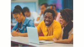 Schools guide students in the post-exam period.webp