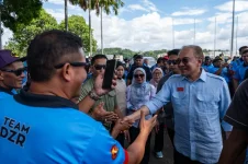 Anwar sets Sabah 40 percent talks for Monday.webp