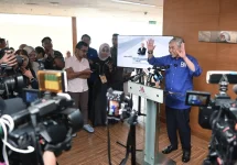 Zahid denies Umno-BN deal with Warisan in Sabah.webp