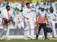 Shubman Gill out of Test with neck injury.webp