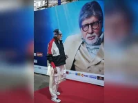 Amitabh Bachchan cheers Filmfare billboards.webp