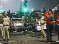 Mehbooba Mufti flags Kulgam self-immolation case.webp