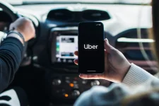 Gauteng orders e-hailing apps to register with regulators.webp