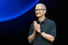 Tim Cook set to exit Apple as John Ternus emerges.webp