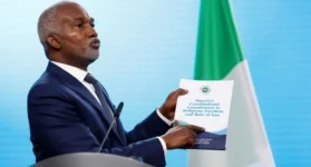 Nigeria, US discuss talks after Trump strike threat.webp