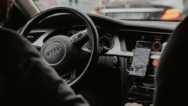 Gauteng orders e-hailing apps to register under new law.webp