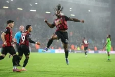 Antoine Semenyo has a £65m January release clause.webp