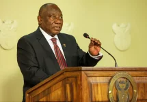 Lamola says G20 handover to the US will proceed.webp
