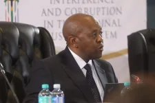 Kau flags support gaps at Madlanga Commission.webp