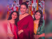 Renee Sen wishes Sushmita Sen on her 50th birthday.webp