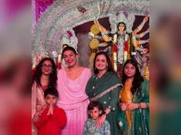 Dia Mirza wishes Sushmita Sen on her 50th birthday.webp
