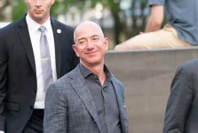 Jeff Bezos launches $6.2B AI venture Project Prometheus.webp