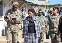 Motshekga rebukes Navy chief Lobese over funding comments.webp