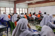 Experts back 2027 co-teaching plan.webp