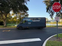 Amazon loses VLOP fight, must follow EU rules.webp