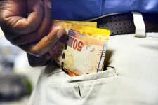 Three arrested for defrauding UIF of over R53,000.webp
