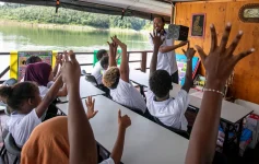 Floating school boosts education for remote Orang Asli kids.webp