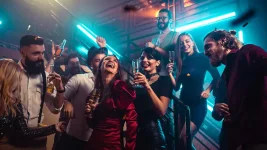 UK's late-night economy faces collapse without support.webp