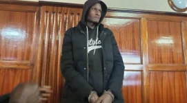 Lawyer defends officer accused of murder, demands bail.webp