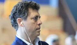 Bulgaria's budget spirals out of control, warns ex-minister.webp