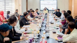 PKSF urges a shift to agroecological farming to reduce chemical use.webp