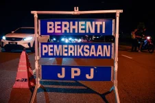 JPJ probes viral clash between officer and lorry driver.webp