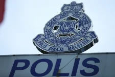Two motorcyclists were killed in separate accidents in Muar and Kota Tinggi.webp