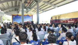 Battery electric locomotives launched on the Nay Pyi Taw–Mandalay route.webp