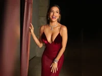 Eva Longoria says becoming a mom in her 40s was 'perfect'.webp